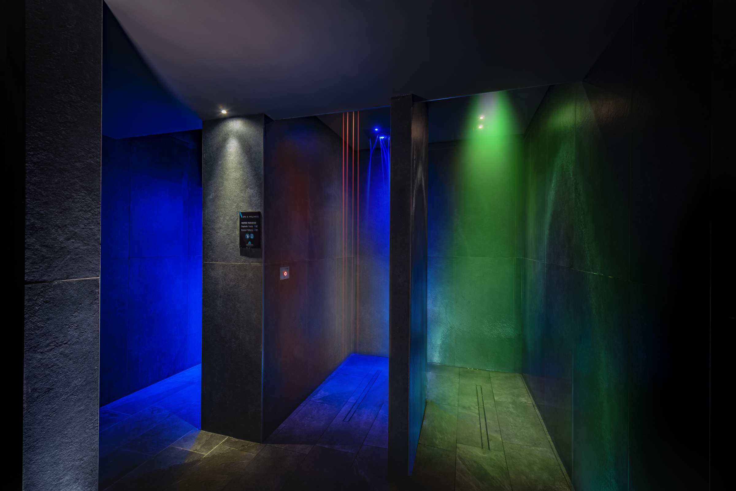 Docce emozionali, dotate di luci led colorate, getti d'acqua e regolazione della temperatura